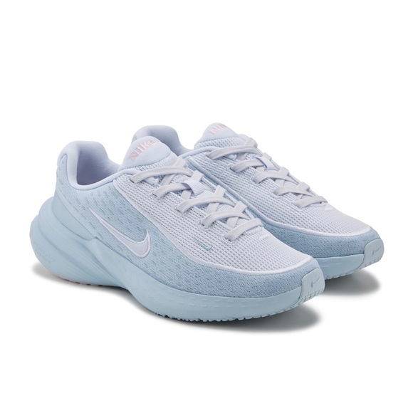 Nike Shoes - 🆕 Nike Women's Light Blue Sneakers